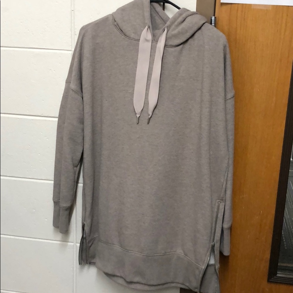 Aerie sweater, hoodie, zippers on sides